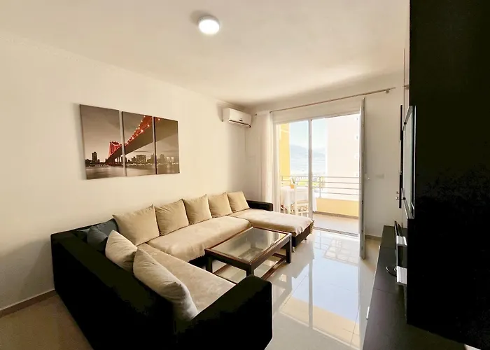 Beachside Bliss * Vlore