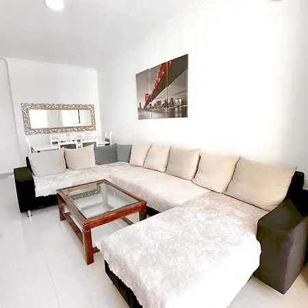 Beachside Bliss Apartment