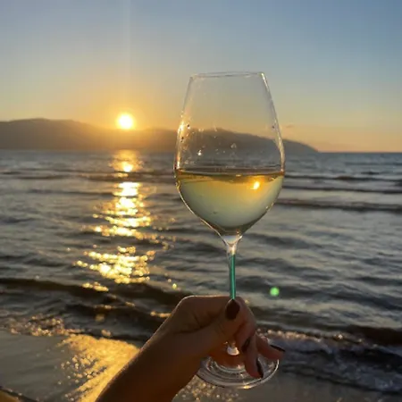 Beachside Bliss Apartment Vlore
