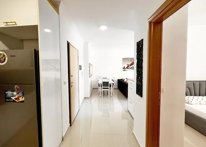 Beachside Bliss Bright Steps From The