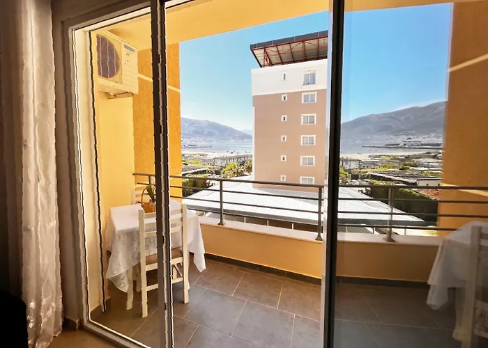 Beachside Bliss * Vlorë